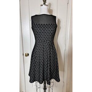 Enfocus Studio Dress Black‎ and white sheer at top size hidden zip sleeveless